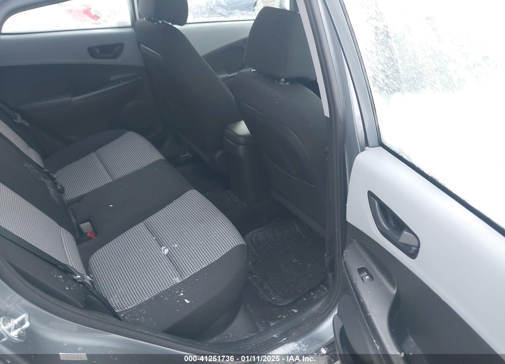 2021 HYUNDAI KONA VIN: KM8K12AA2MU662228