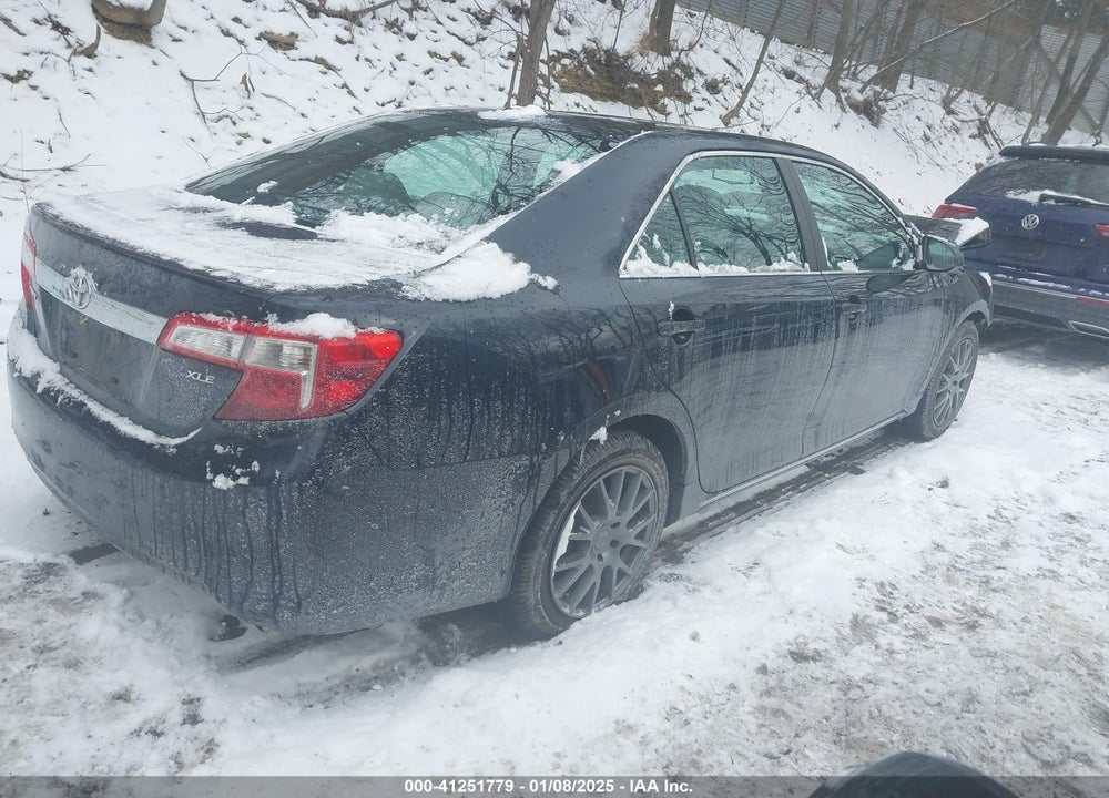 2014 TOYOTA CAMRY XLE VIN: 4T4BF1FK0ER355547