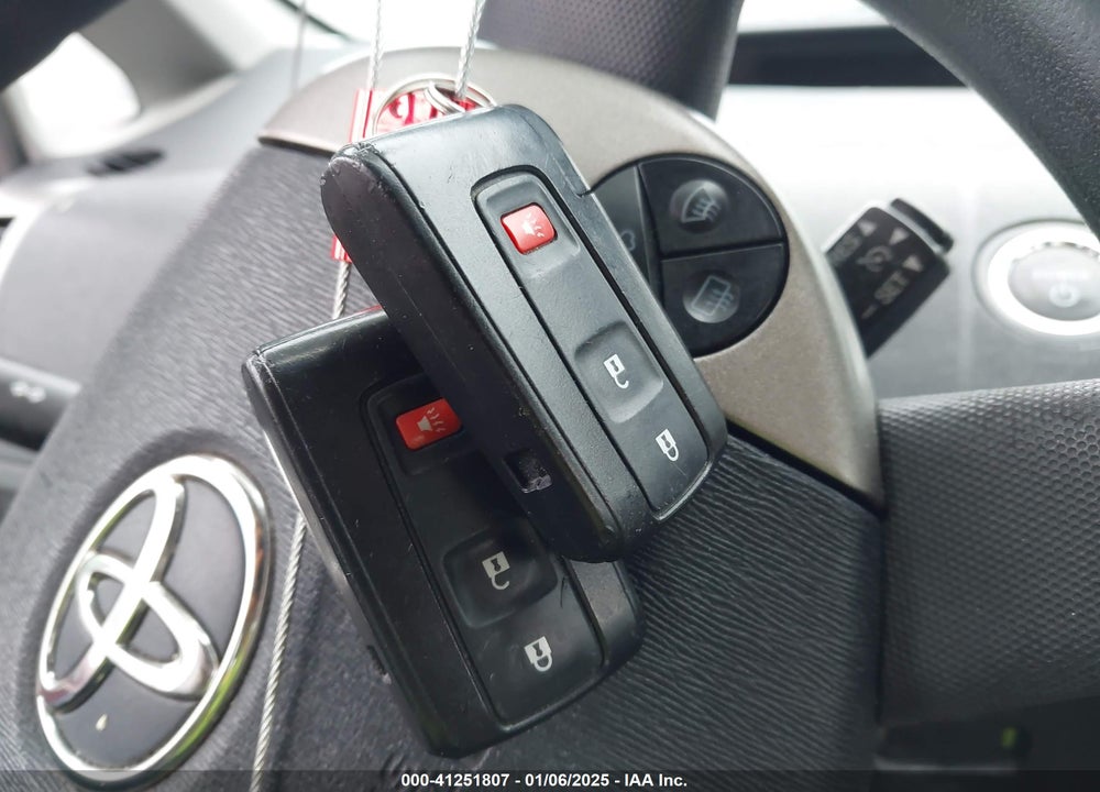 2007 TOYOTA PRIUS VIN: JTDKB20U173234562