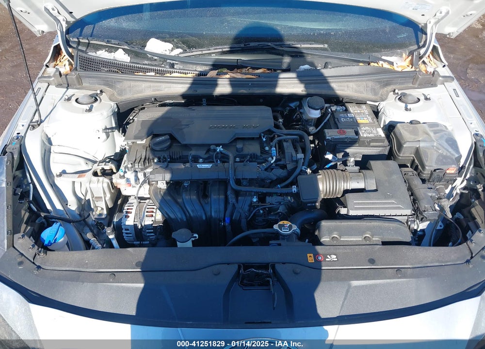 2023 HYUNDAI ELANTRA VIN: 5NPLS4AG8PH116103