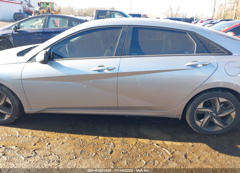 2023 HYUNDAI ELANTRA VIN: 5NPLS4AG8PH116103