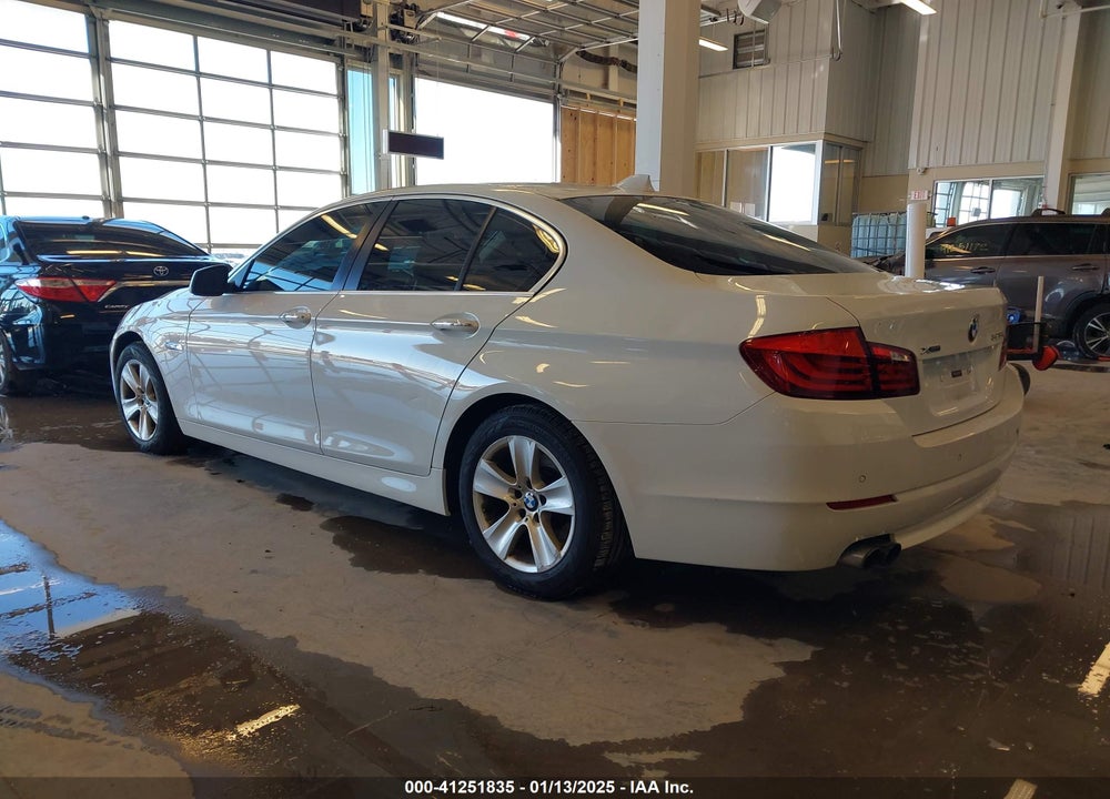 2013 BMW 528I VIN: WBAXH5C5XDDW14643