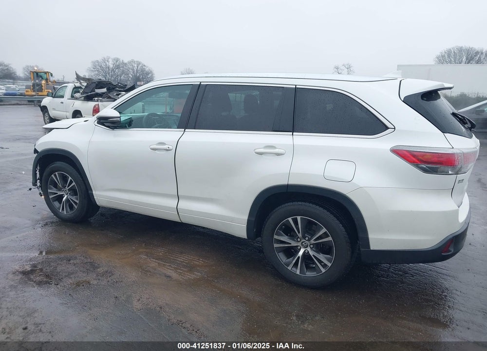 2016 TOYOTA HIGHLANDER XLE V6 VIN: 5TDKKRFHXGS156364