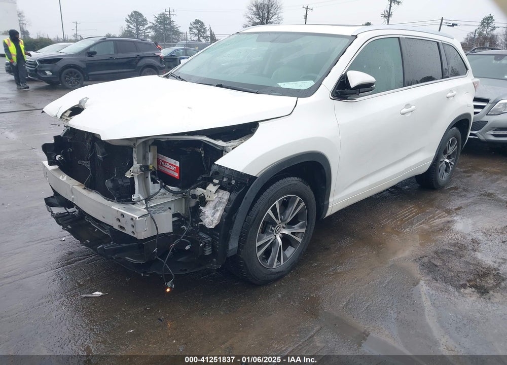 2016 TOYOTA HIGHLANDER XLE V6 VIN: 5TDKKRFHXGS156364