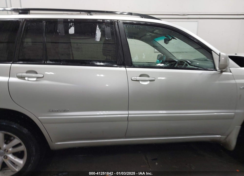 2006 TOYOTA HIGHLANDER HYBRID LIMITED V6 VIN: JTEEW21A460025219