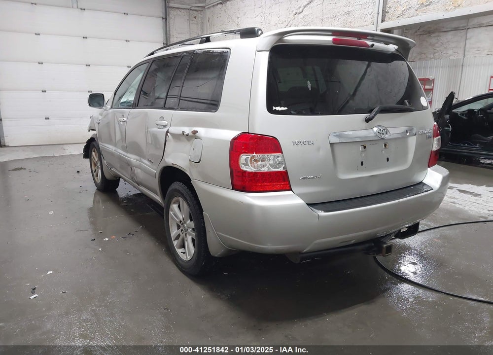 2006 TOYOTA HIGHLANDER HYBRID LIMITED V6 VIN: JTEEW21A460025219