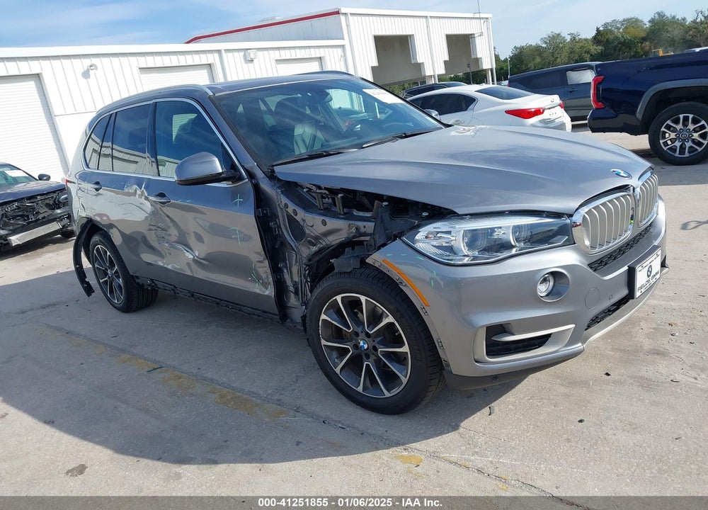 2018 BMW X5 VIN: 5UXKR0C51JL073396