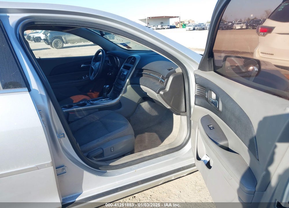 2013 CHEVROLET MALIBU VIN: 1G11B5SA6DF261808