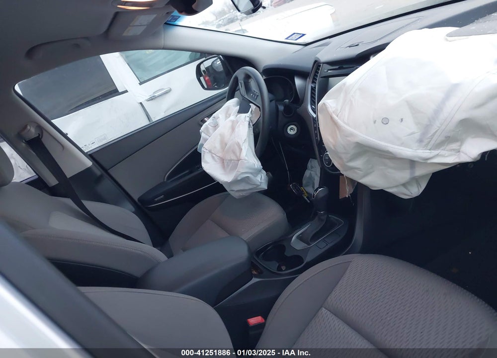 2019 HYUNDAI SANTA FE XL SE VIN: KM8SM4HF6KU304616