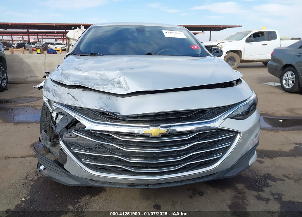 2022 CHEVROLET MALIBU VIN: 1G1ZD5ST1NF142242