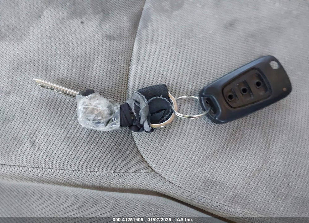 2013 KIA RIO VIN: KNADN5A39D6175517