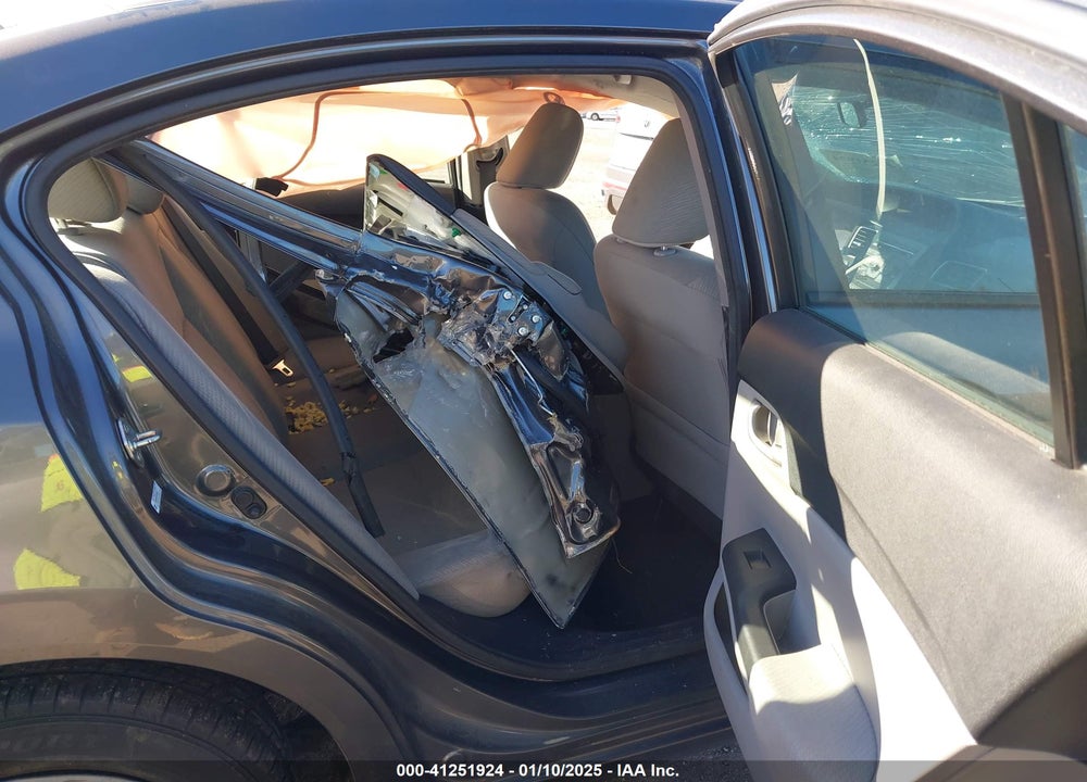 2013 HONDA CIVIC VIN: 2HGFB2F57DH594821