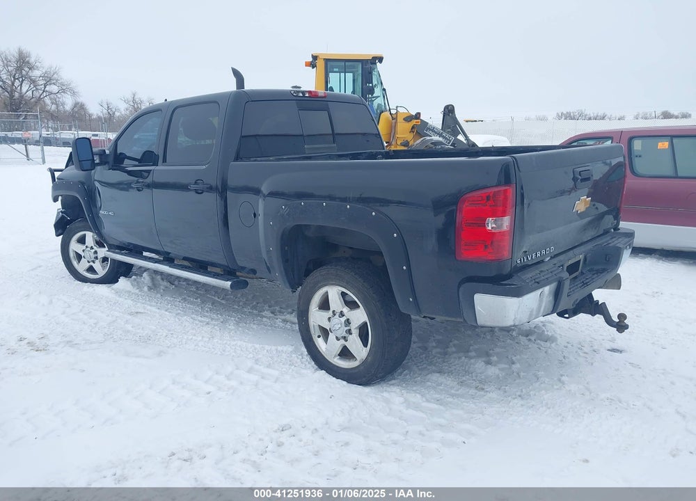 2014 CHEVROLET SILVERADO 2500HD LTZ VIN: 1GC1KYE8XEF119934