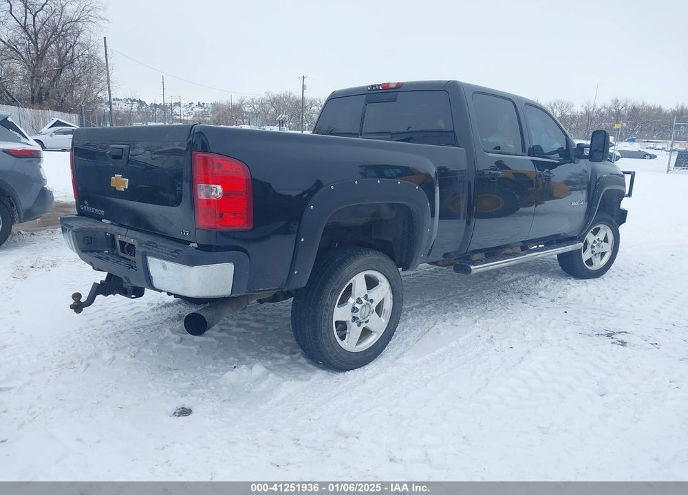 2014 CHEVROLET SILVERADO 2500HD LTZ VIN: 1GC1KYE8XEF119934