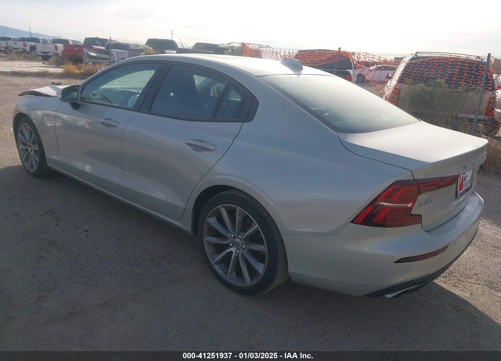 2021 VOLVO S60 T5 MOMENTUM VIN: 7JR102FK3MG094575
