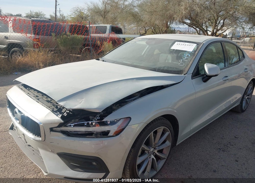 2021 VOLVO S60 T5 MOMENTUM VIN: 7JR102FK3MG094575