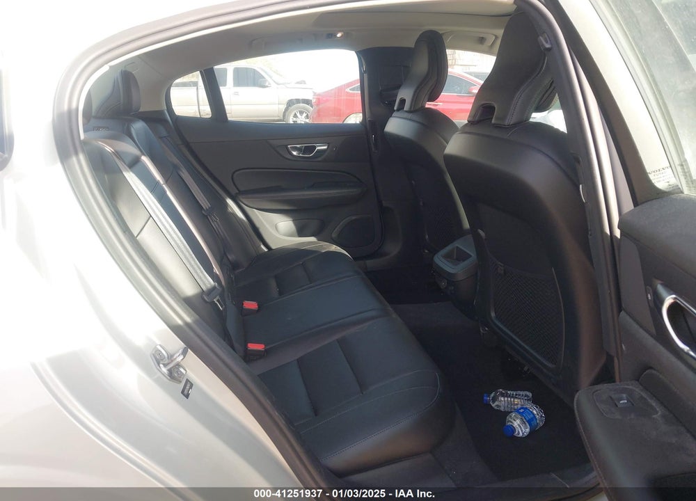 2021 VOLVO S60 T5 MOMENTUM VIN: 7JR102FK3MG094575