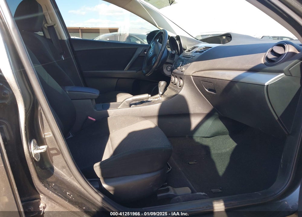 2013 MAZDA 3 I TOURING VIN: JM1BL1LP8D1783504