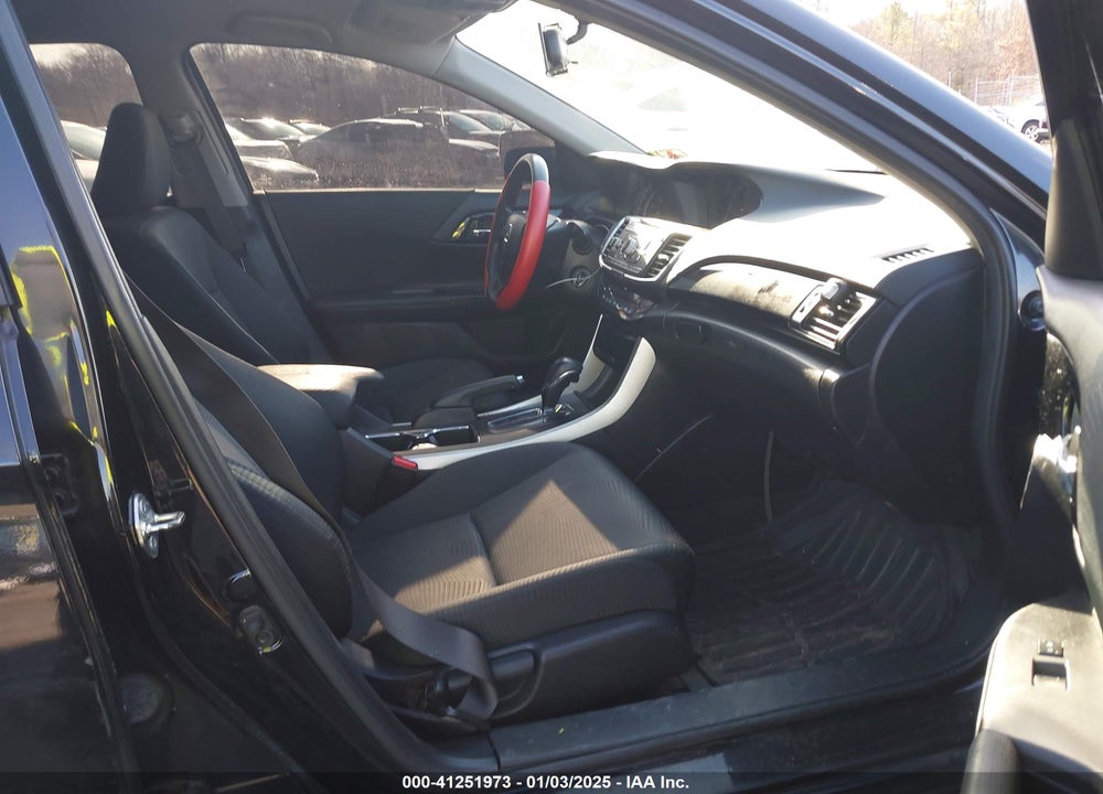2016 HONDA ACCORD VIN: 1HGCR2F38GA054930