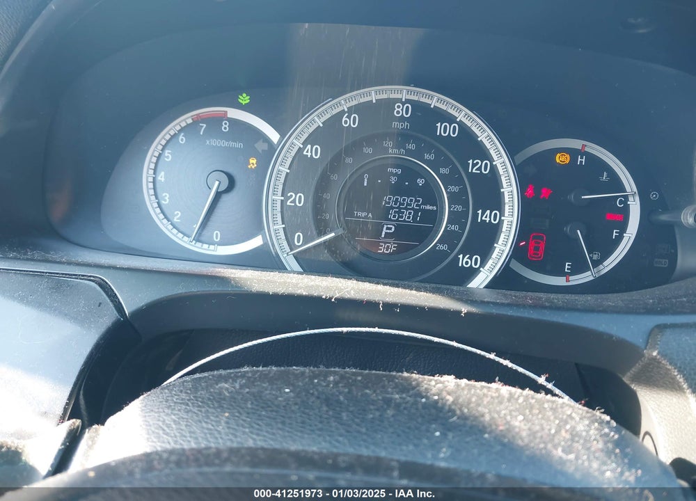 2016 HONDA ACCORD VIN: 1HGCR2F38GA054930