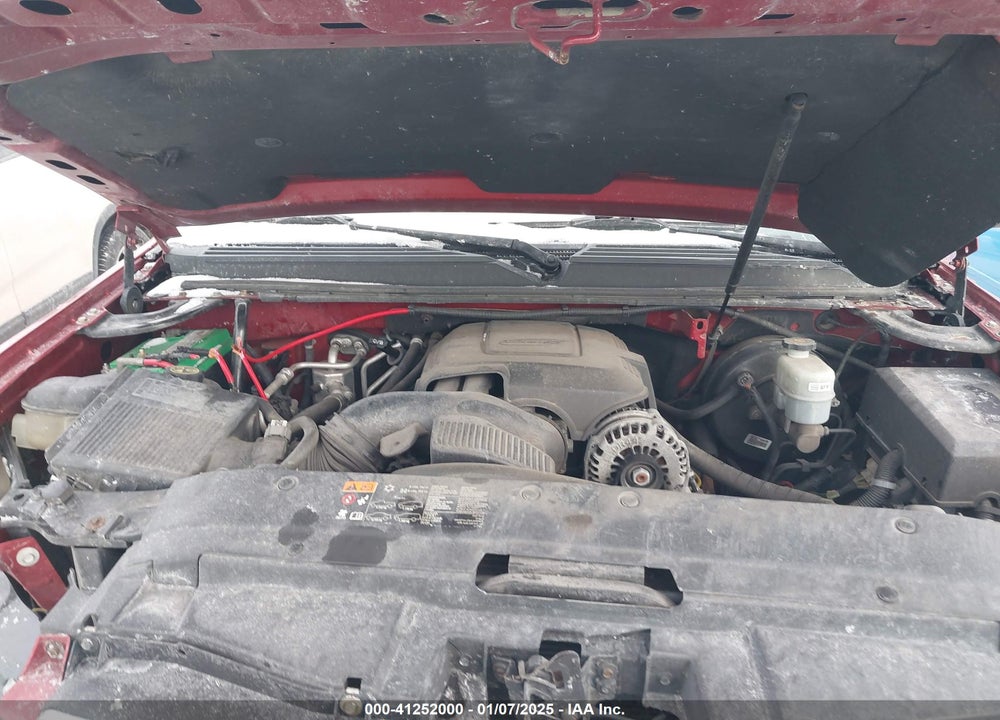 2013 CHEVROLET SUBURBAN 1500 VIN: 1GNSKJE73DR221583