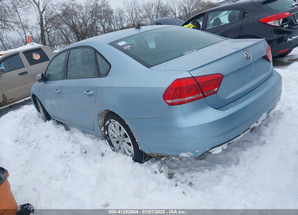 2013 VOLKSWAGEN PASSAT VIN: 1VWAH7A31DC111396