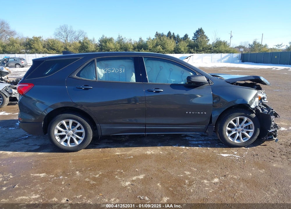 2018 CHEVROLET EQUINOX LS VIN: 2GNAXREV9J6209262