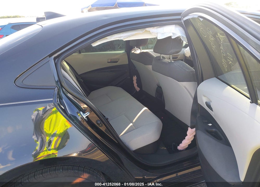 2022 TOYOTA COROLLA VIN: JTDEAMDE0NJ040788