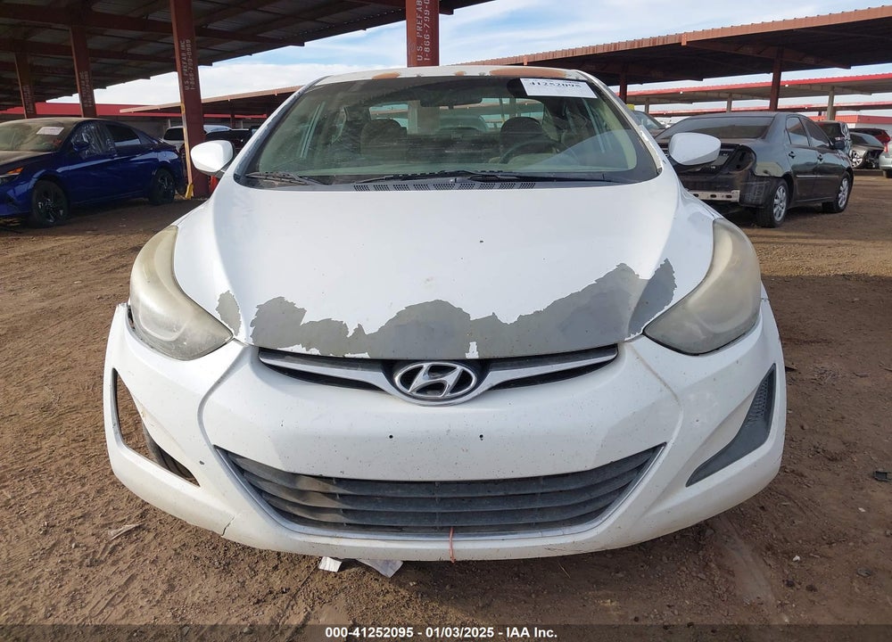 2015 HYUNDAI ELANTRA VIN: 5NPDH4AE0FH556686