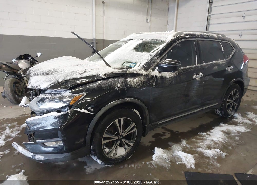 2017 NISSAN ROGUE SL VIN: JN8AT2MT8HW403894