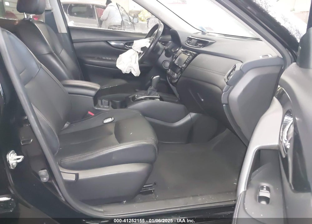 2017 NISSAN ROGUE SL VIN: JN8AT2MT8HW403894