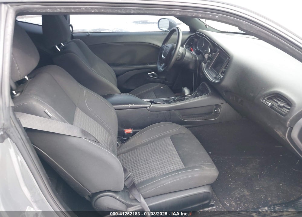 2019 DODGE CHALLENGER VIN: 2C3CDZAG2KH619865