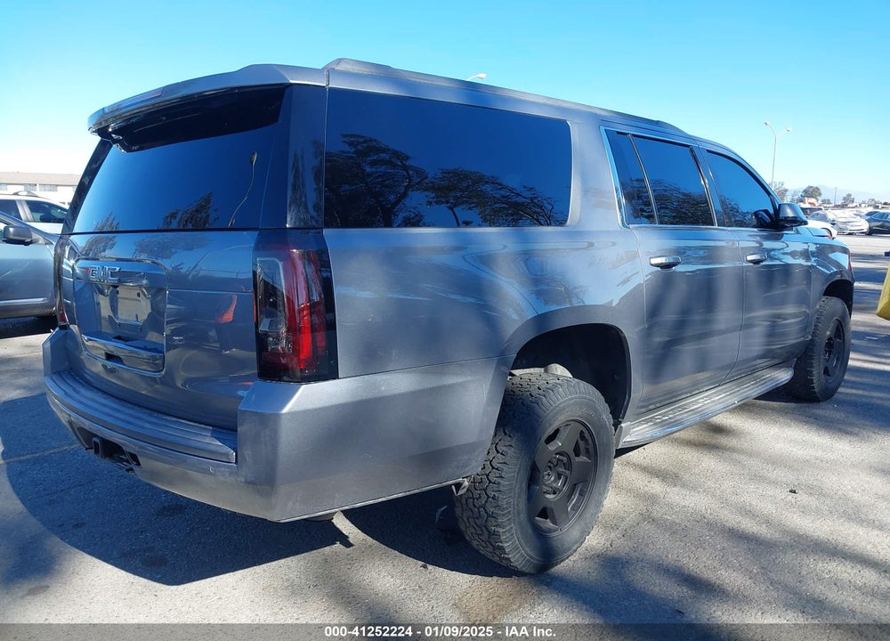2018 GMC YUKON XL SLT VIN: 1GKS1GKC2JR300937