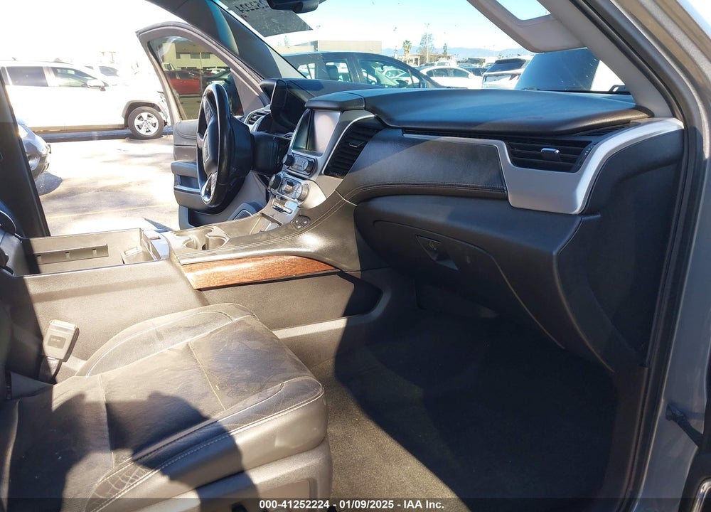 2018 GMC YUKON XL SLT VIN: 1GKS1GKC2JR300937
