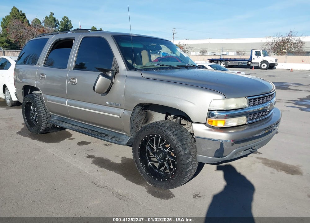 2001 CHEVROLET TAHOE LT VIN: 1GNEK13T01R103760