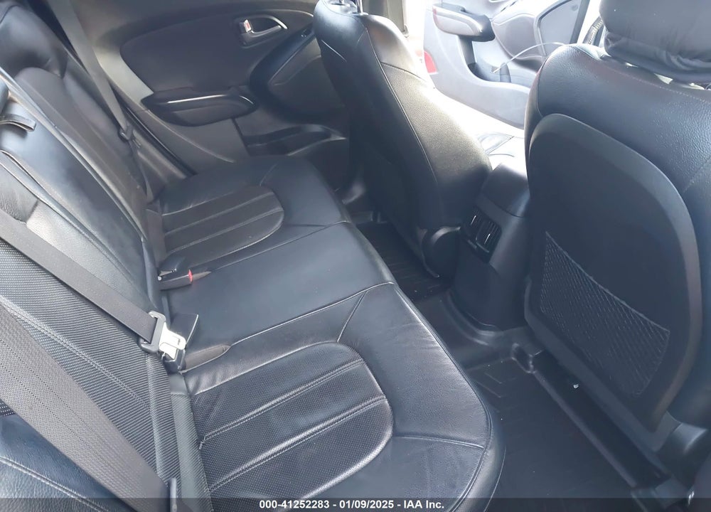 2014 HYUNDAI TUCSON LIMITED VIN: KM8JUCAG7EU950566