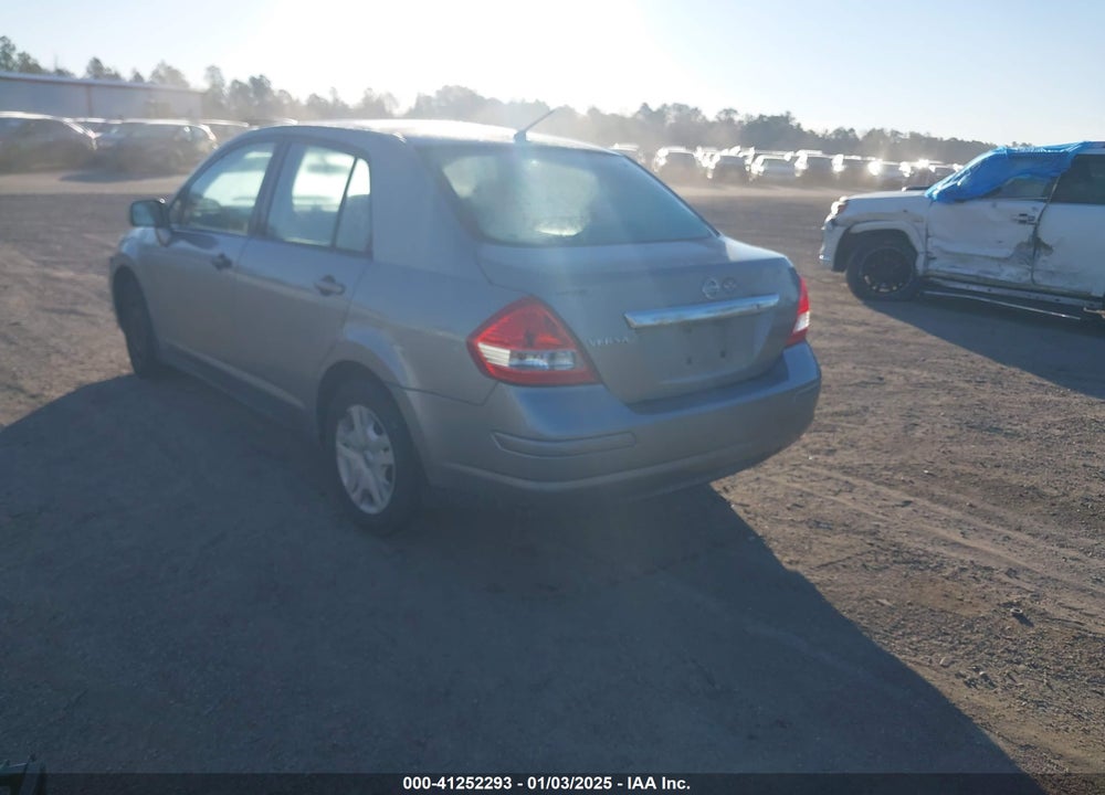 2011 NISSAN VERSA VIN: 3N1BC1APXBL400142