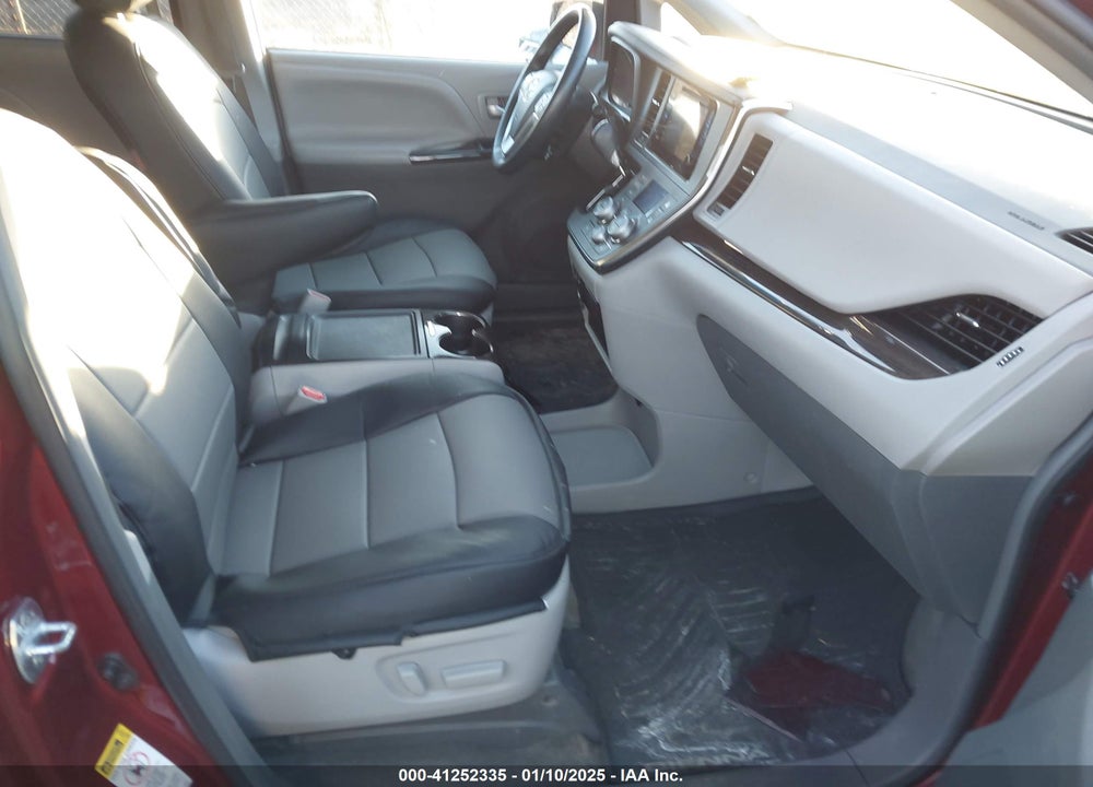 2017 TOYOTA SIENNA VIN: 5TDYZ3DC6HS878474
