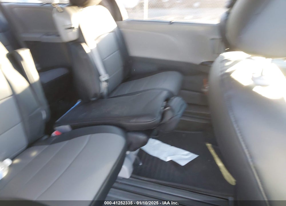 2017 TOYOTA SIENNA VIN: 5TDYZ3DC6HS878474