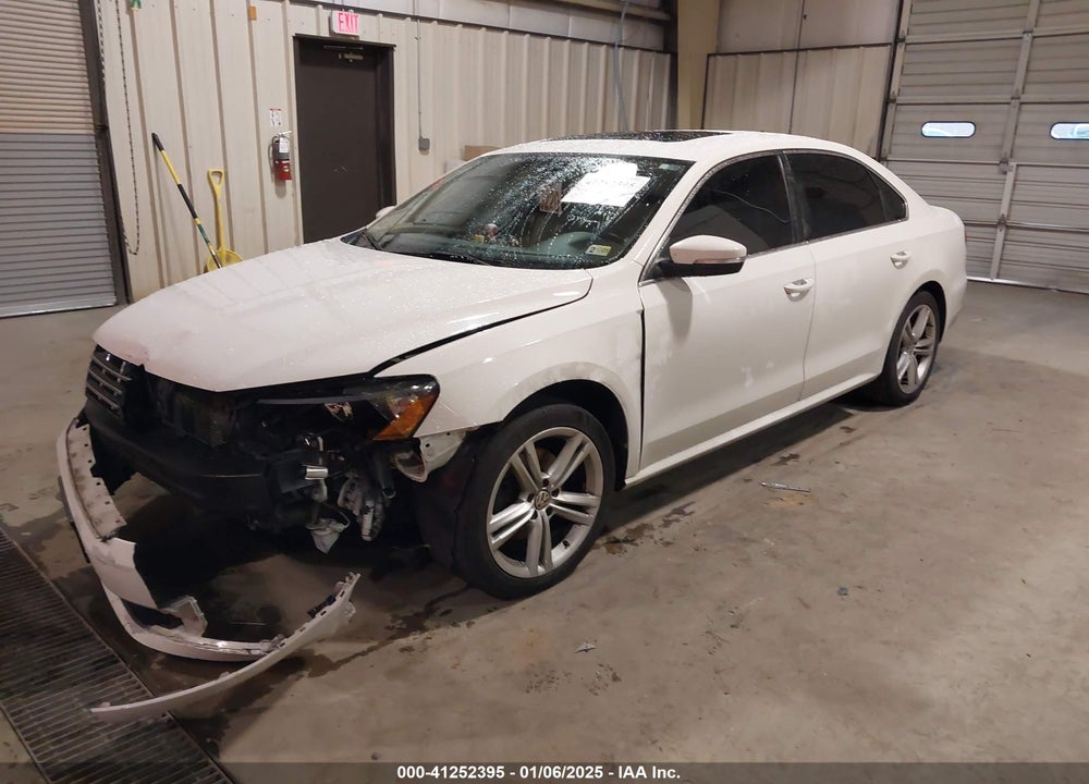 2014 VOLKSWAGEN PASSAT VIN: 1VWBT7A31EC039670