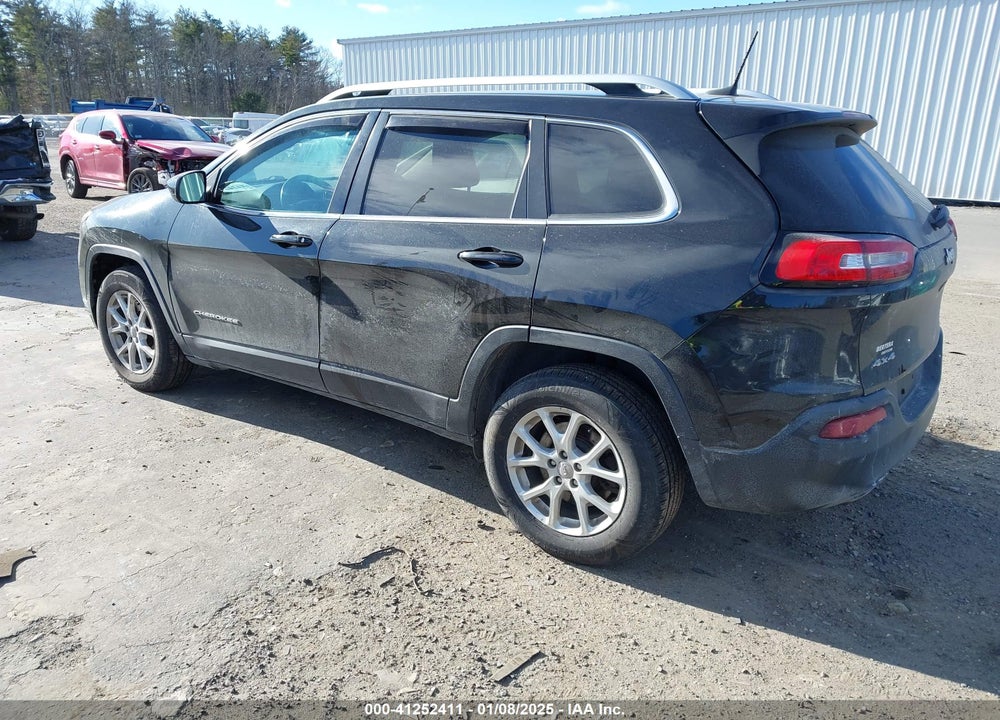 2015 JEEP CHEROKEE VIN: 1C4PJMCB7FW768578