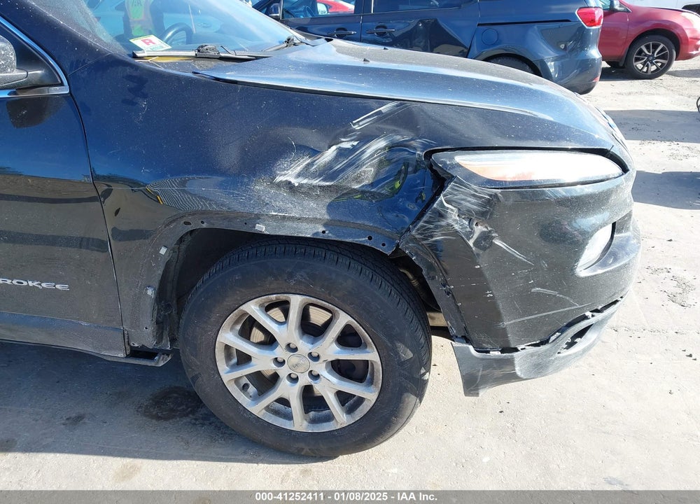 2015 JEEP CHEROKEE VIN: 1C4PJMCB7FW768578