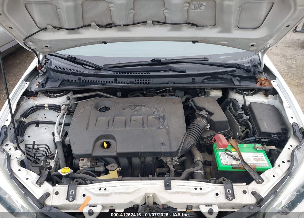 2014 TOYOTA COROLLA LE VIN: 5YFBURHE8EP090027