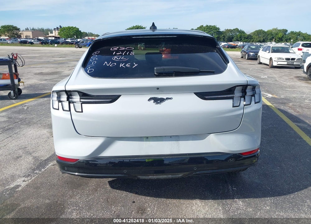 2023 FORD MUSTANG MACH-E PREMIUM VIN: 3FMTK3SU2PMB05960