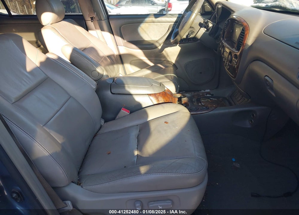 2006 TOYOTA SEQUOIA SR5 V8 VIN: 5TDBT44A86S273283