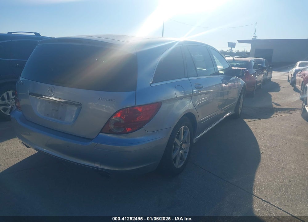 2007 MERCEDES-BENZ R 350 4MATIC VIN: 4JGCB65E07A056051