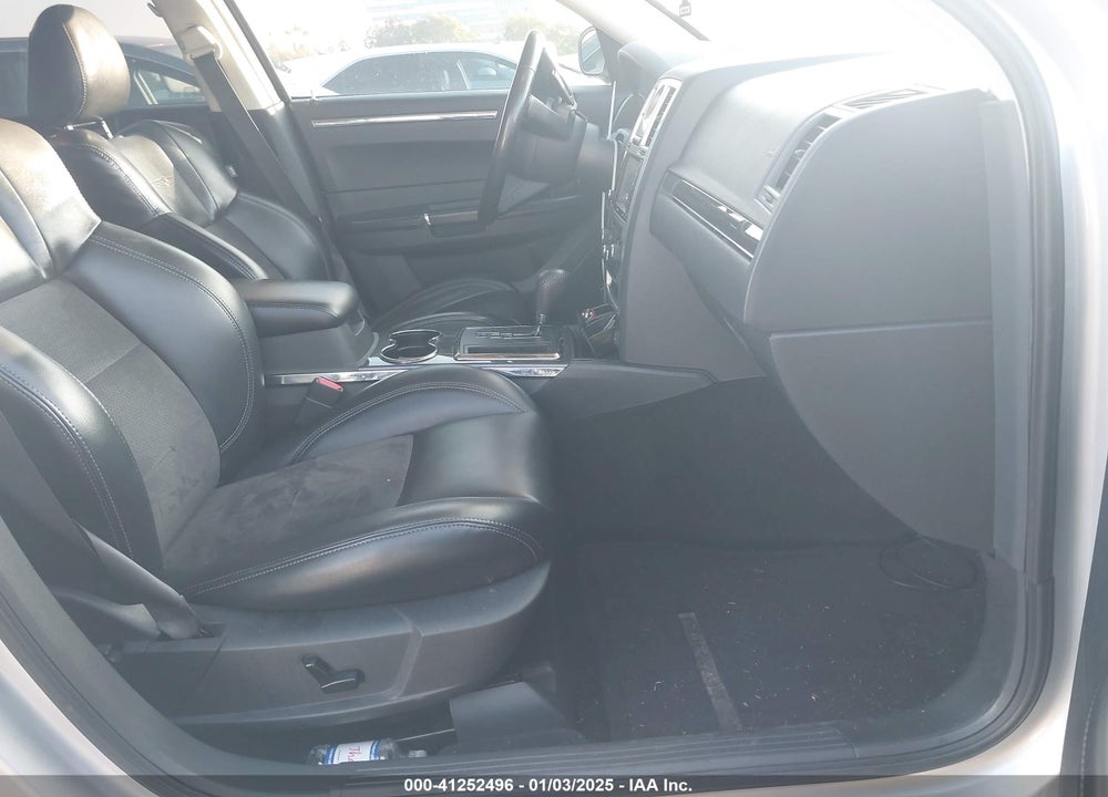 2008 CHRYSLER 300C HEMI VIN: 2C3LA63H28H140092