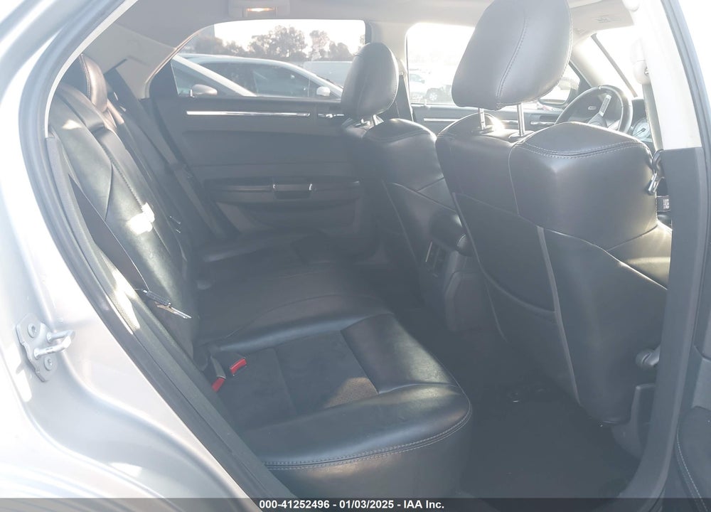 2008 CHRYSLER 300C HEMI VIN: 2C3LA63H28H140092
