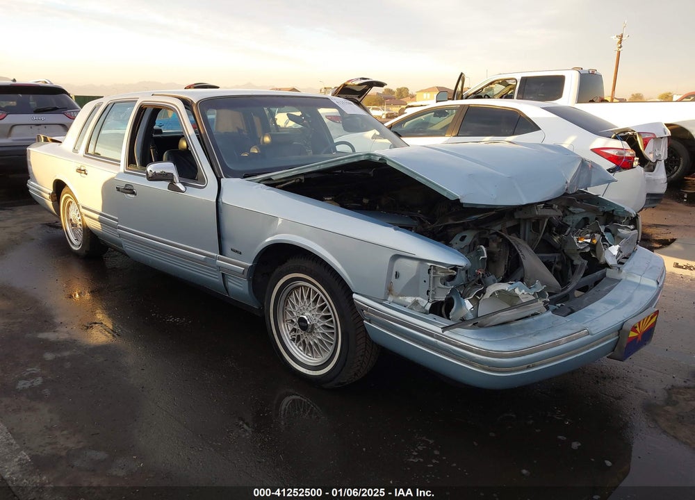 1992 LINCOLN TOWN CAR EXECUTIVE VIN: 1LNLM81W1NY741796