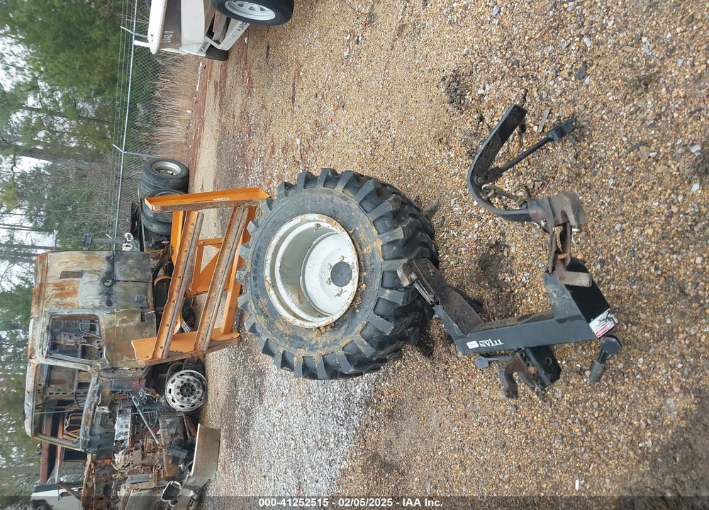 2017 MAHINDRA 2540 SHUTTLE VIN: 000000040GRJ01179